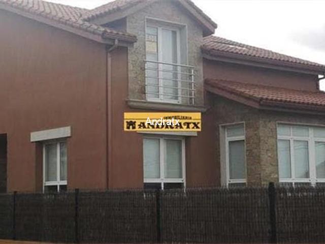 7114 Chalet en Miño
