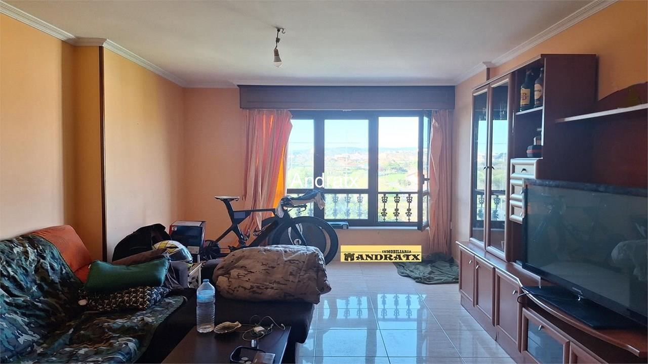 Foto 2 9115 Dúplex seminuevo en Narón