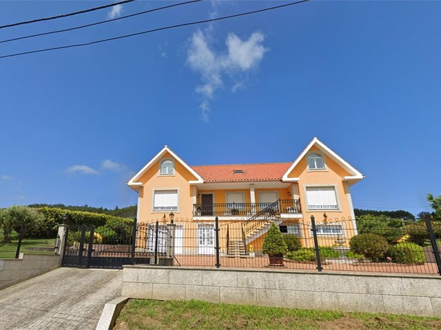 9136 Casa en Narón